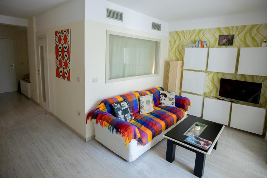 Down Town Tirana Apartment Center Exterior foto